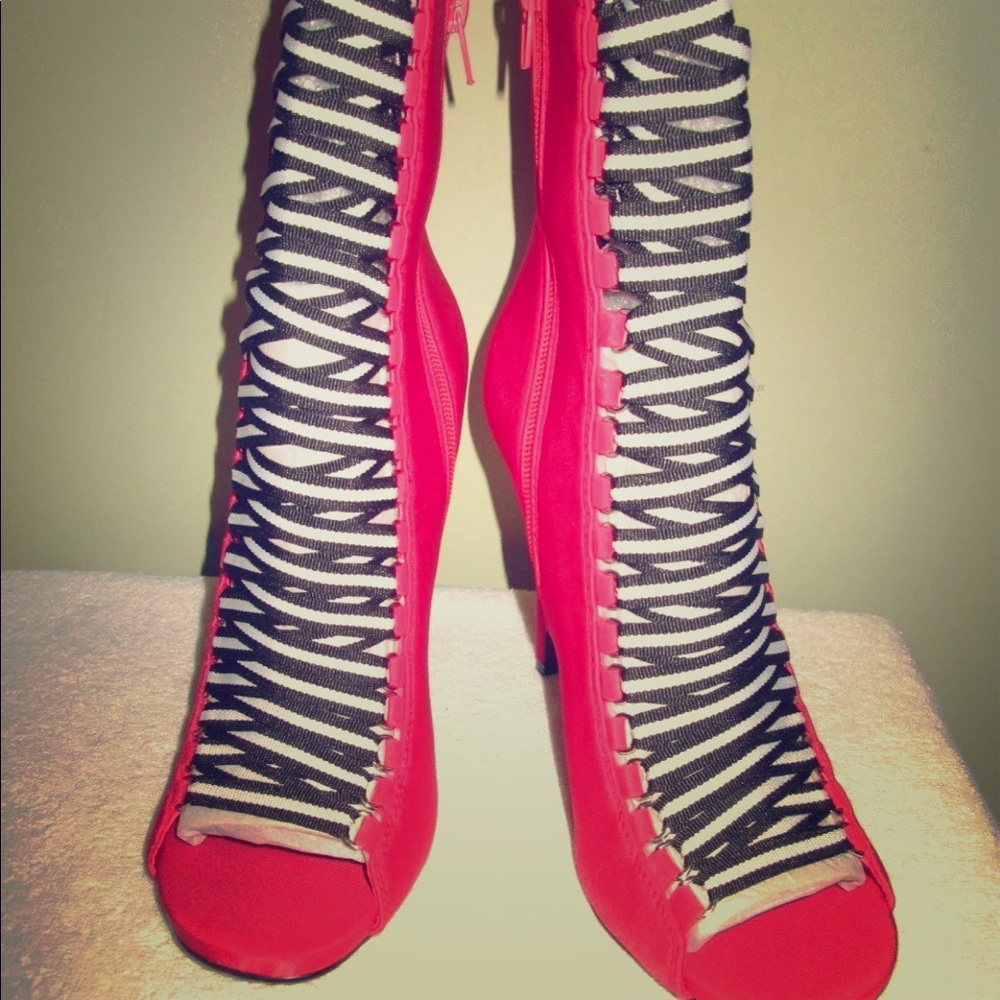 Steve Madden fuego booties